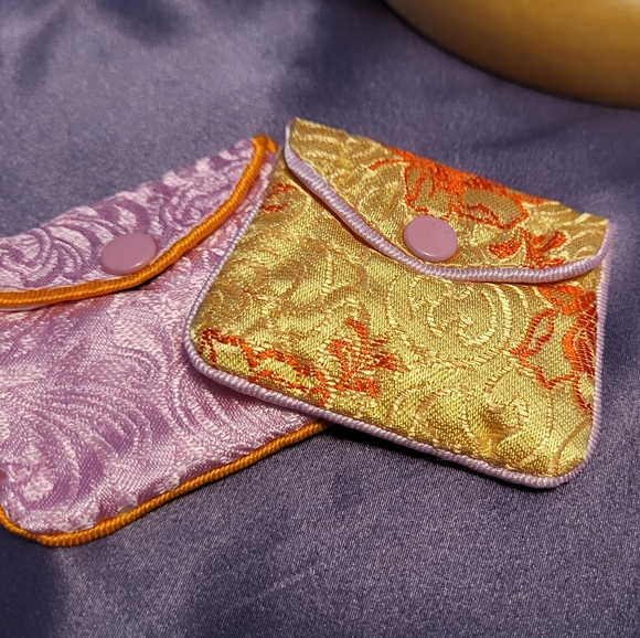 16" 14K Gold Box Chain Necklace with 14K Gold "Blessing" Character Pendant - Picture 9 of 9